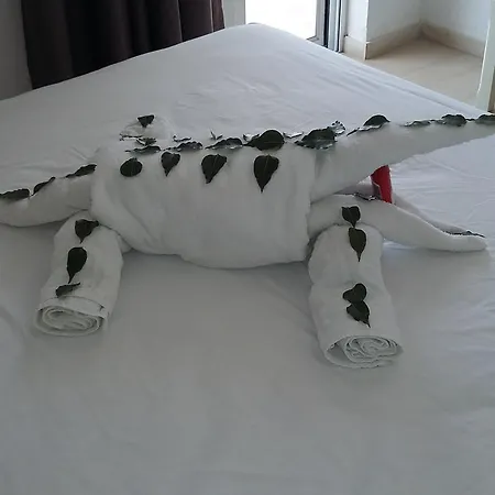 Hotel apartamentowy Origin Apts And 3*