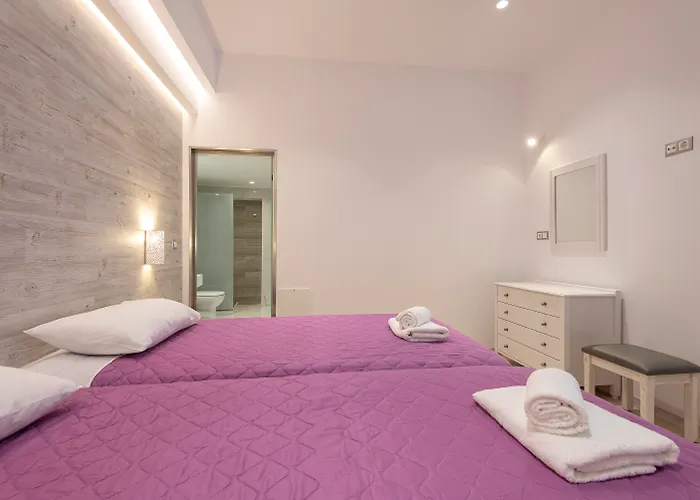 Aparthotel Origin Apts And 3*