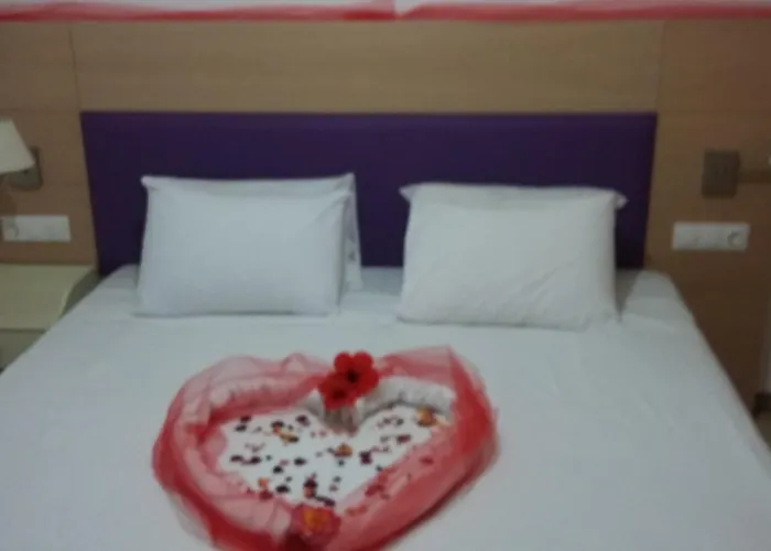 Aparthotel Origin Apts And 3*